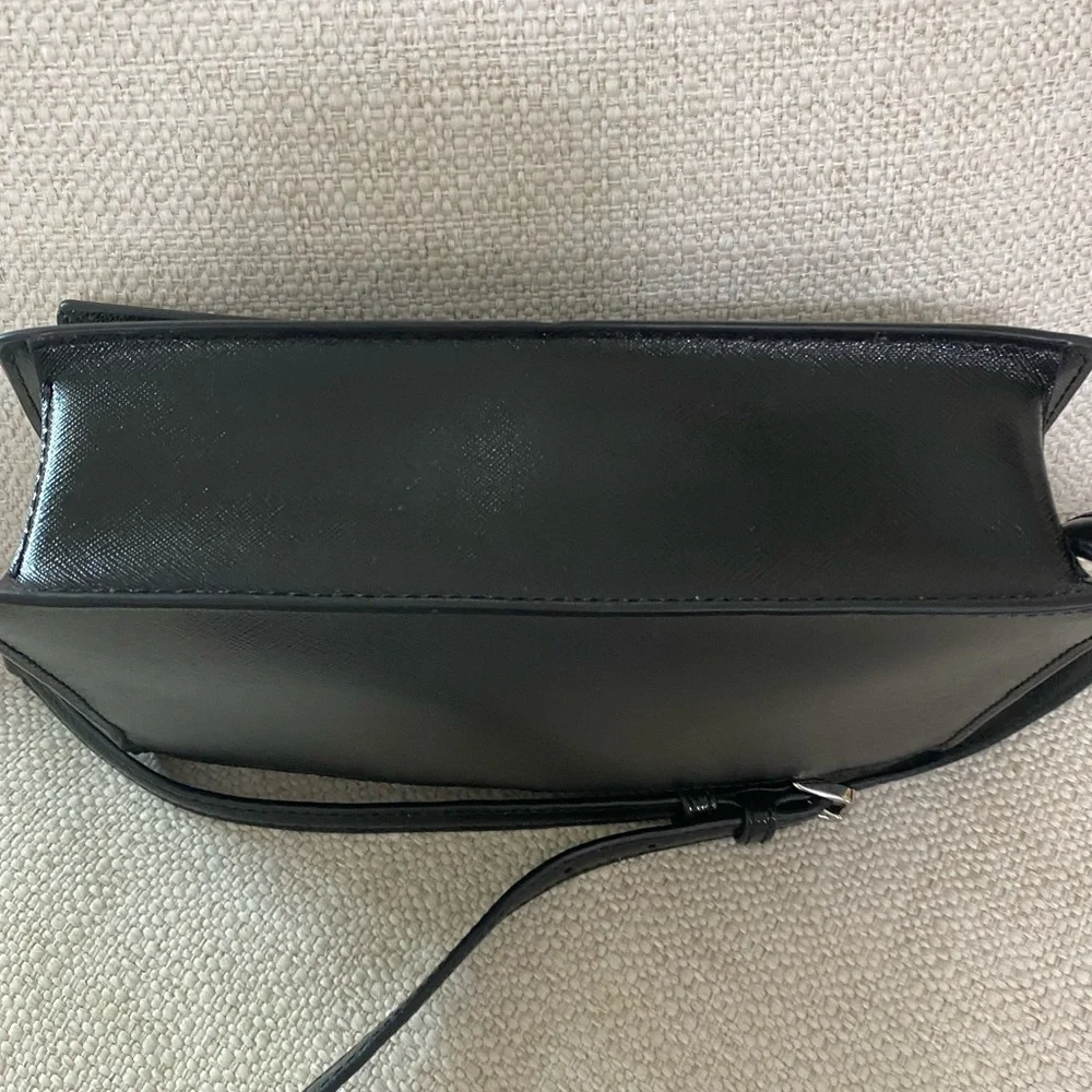 Kate Spade Cameron  Black and White Gray & Blue Crossbody Bag - Picture 15 of 16